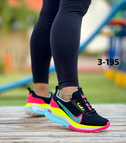 Tenis NK Dama Negro Suela Colores